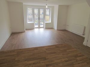 Lounge/Diner- click for photo gallery